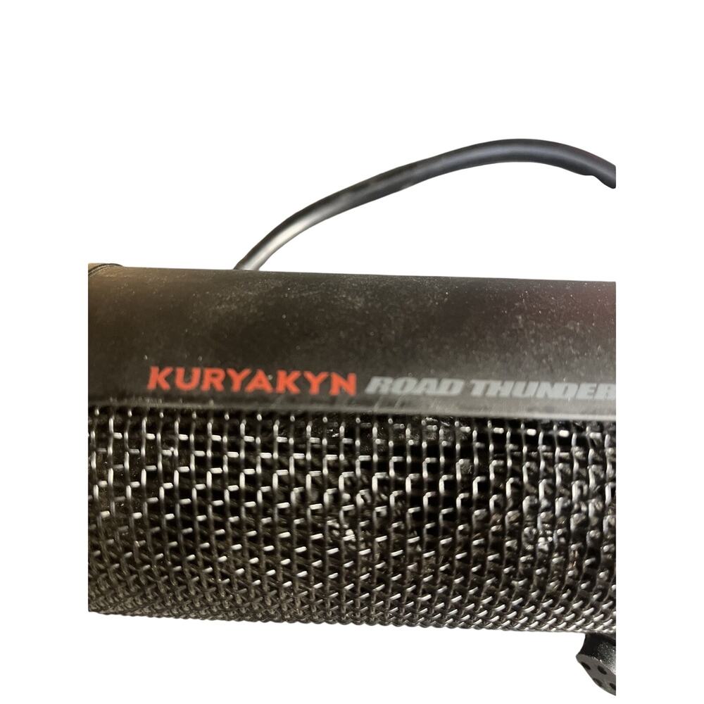 Kuryakyn by Kellermann 2720 Road Thunder Sound Bar Plus - 6-Speaker Tube Black - Picture 3 of 9